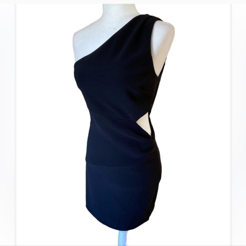 Lush NEW With tags Black One Shoulder Cut Out sexy BodyCon Dress🆕